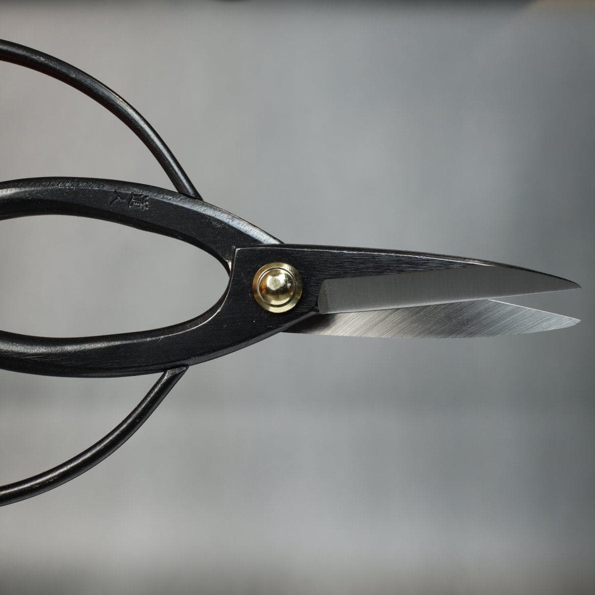 Bonsai Root Scissors open blade